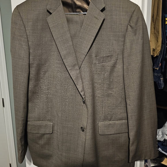 50 Joseph & Feiss suit - Picture 2 of 2